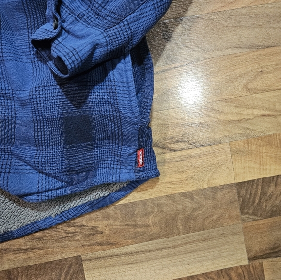 Wrangler Heavyweight Sherpa Lined Plaid Flannel Shirt Jacket BlueCabincore XL - Picture 2 of 11